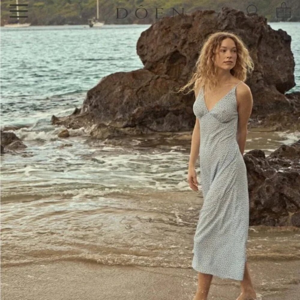 Doen Sonia Dress in Cerulean Hillside Bloom - Large